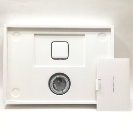 MacBook Air M2 / 13インチ / 2022 / 8GB / 512GB / スペースグレイ / ランク:B / MLXX3J/A / 【中古品管理番号:40821】