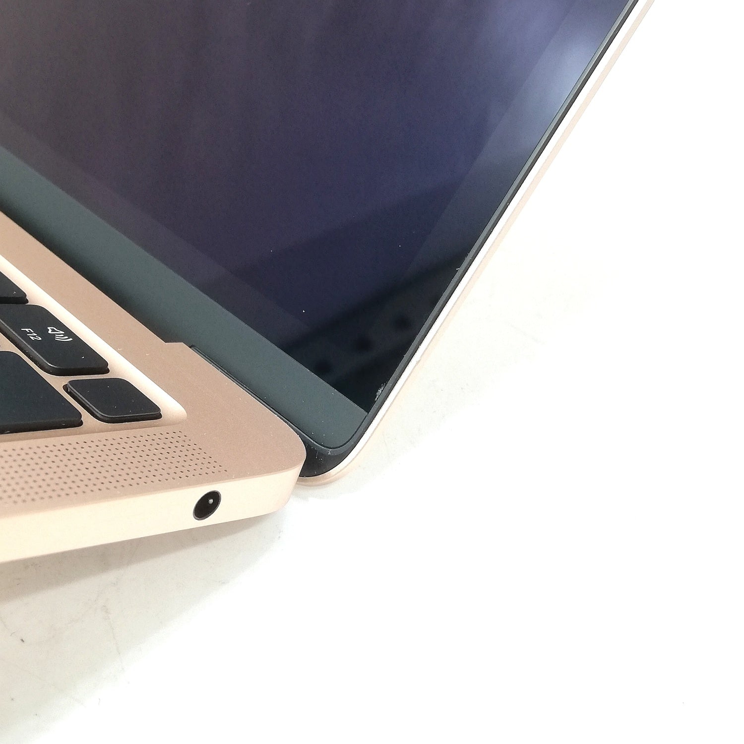 ※R様成約済み※【中古・美品】Apple MacBook Air M1 ② MacBook 中古 販売】MacBook Air M1 / 13インチ / Mid2020 / 8GB