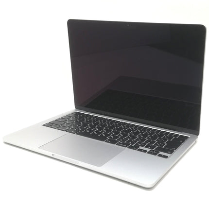 MacBook Air M2 / 13インチ / 2022 / 8GB / 256GB / シルバー / ランク:A / MLXY3J/A / 【中古品管理番号:40875】