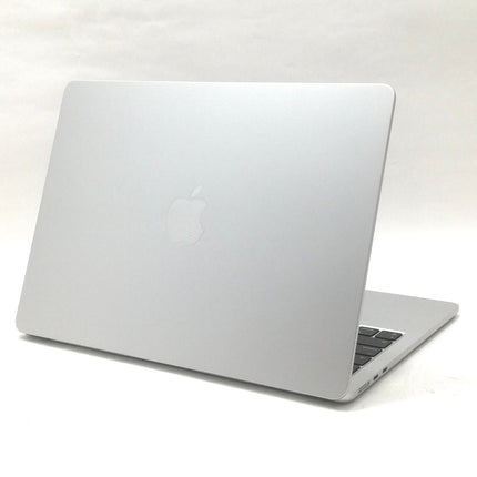 MacBook Air M2 / 13インチ / 2022 / 8GB / 256GB / シルバー / ランク:A / MLXY3J/A / 【中古品管理番号:40875】