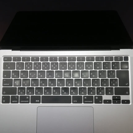 MacBook Air M1 / 13インチ / Mid2020 / 8GB / 256GB / スペースグレイ / ランク:A / MGN63J/A / 【中古品管理番号:40877】
