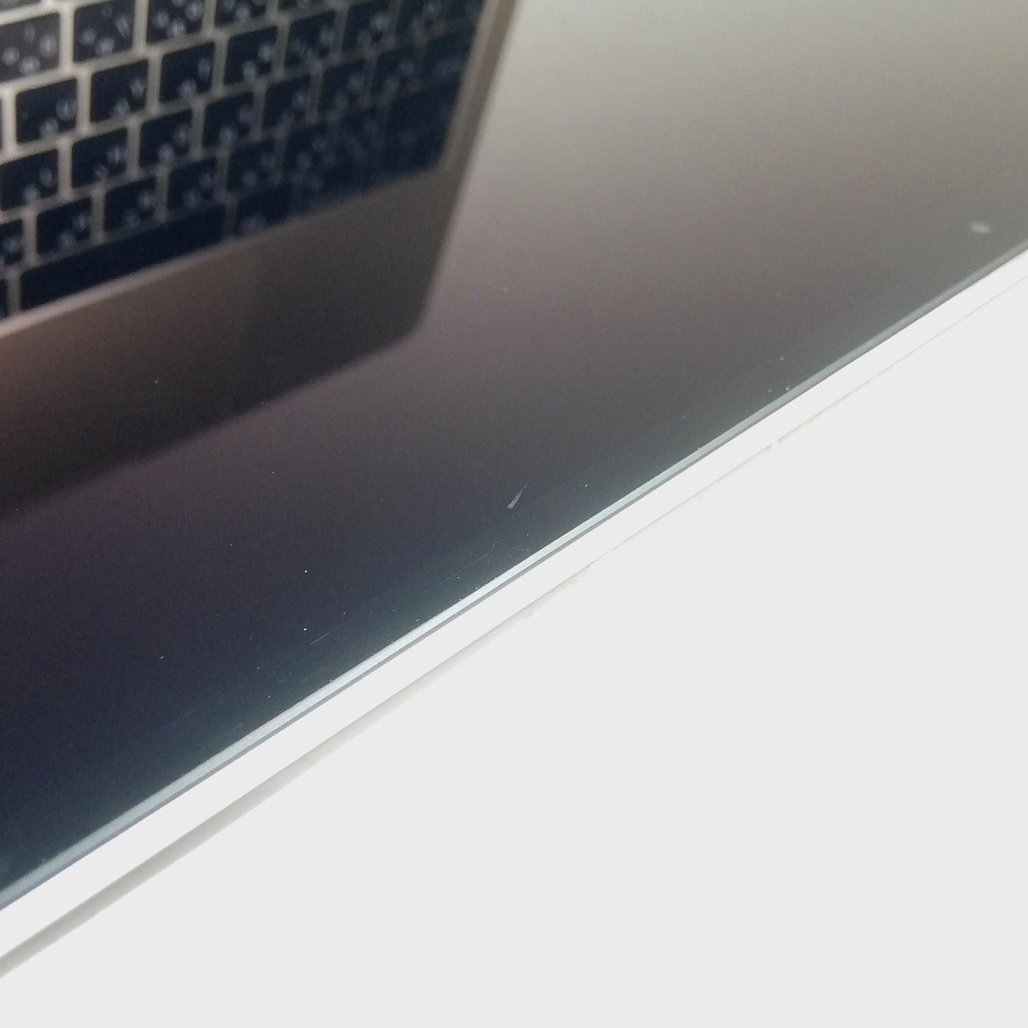 MacBook 中古 販売】MacBook Air M2 / 13インチ / 2022 / 8GB / 512GB