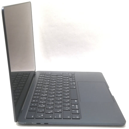MacBook Air M2 / 13インチ / 2022 / 8GB / 256GB / ミッドナイト / ランク:B / MLY33J/A / 【中古品管理番号:40931】