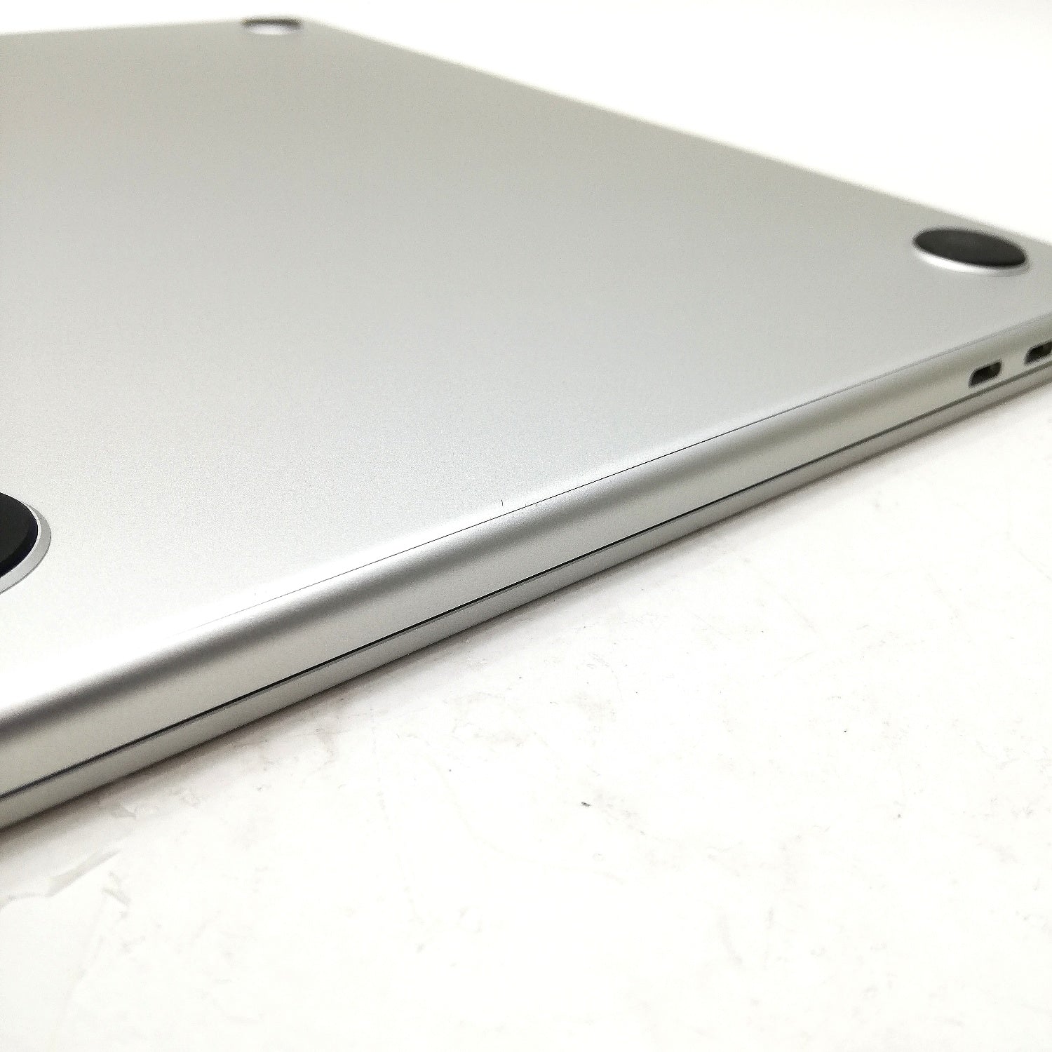 MacBook 中古 販売】MacBook Air M2 / 13インチ / 2022 / 8GB / 512GB