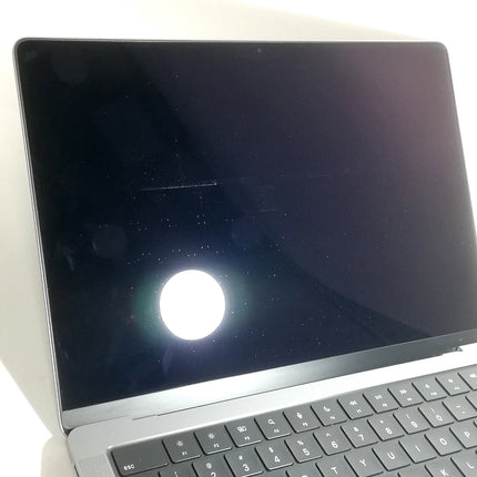 MacBook Pro M1 Pro / 14インチ / 2021 / 32GB / 1TB / スペースグレイ / ランク:C / MKGQ3J/A / 【中古品管理番号:40976】