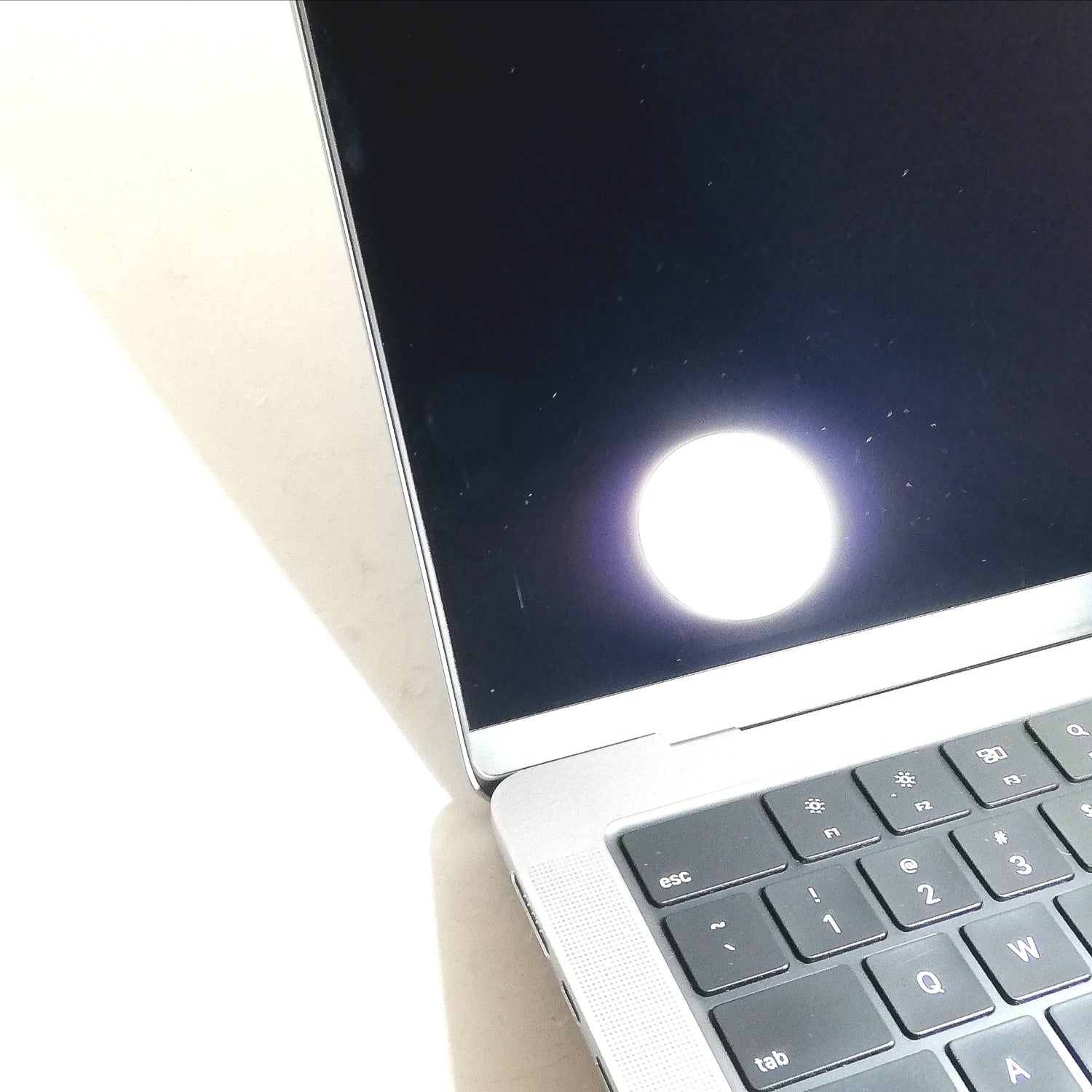 MacBook 中古 販売】MacBook Pro M1 Pro / 14インチ / 2021 / 32GB