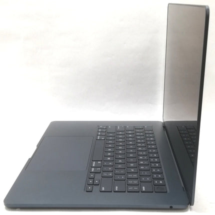 MacBook Air M2 / 15インチ / 2023 / 24GB / 512GB / ミッドナイト / ランク:C / MQKX3J/A / 【中古品管理番号:41006】