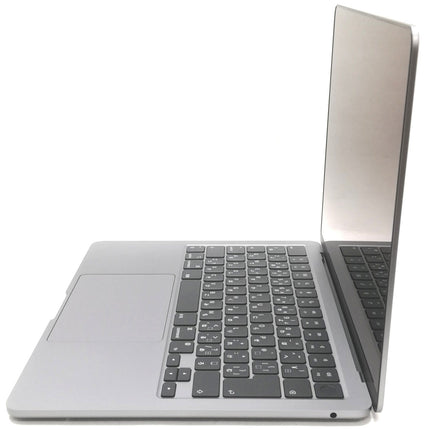MacBook Air M2 / 13インチ / 2022 / 16GB / 512GB / スペースグレイ / ランク:B / MLXX3J/A / A2681 【中古品管理番号:41028】