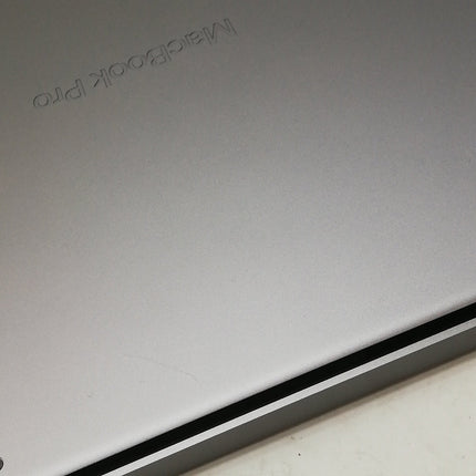 MacBook Pro M1 Pro / 14インチ / 2021 / 32GB / 512GB / スペースグレイ / ランク:C / MKGP3J/A / 【中古品管理番号:41032】