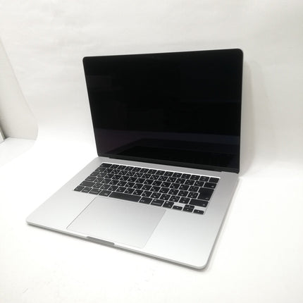 MacBook Air M2 / 15インチ / 2023 / 8GB / 256GB / シルバー / ランク:C / MQKR3J/A / 【中古品管理番号:41038】