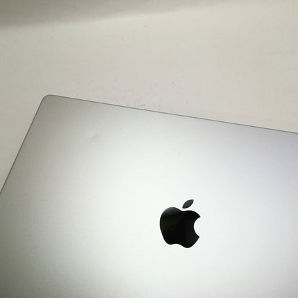 MacBook Pro M2Pro / 16インチ / 2023 / 16GB / 512GB / シルバー / ランク:C / MNWC3J/A / 【中古品管理番号:41066】