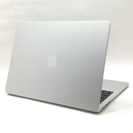 MacBook Air M3 / 13インチ / 2024 / 24GB / 1TB / シルバー / ランク:B / MXCT3J/A / 【中古品管理番号:41102】