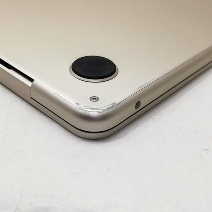 MacBook Air M2 / 15インチ / 2023 / 16GB / 256GB / スターライト / ランク:B / MQKU3J/A / 【中古品管理番号:41106】