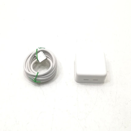 MacBook Air M2 / 15インチ / 2023 / 16GB / 256GB / スターライト / ランク:B / MQKU3J/A / 【中古品管理番号:41106】
