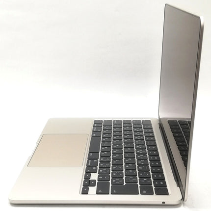 MacBook Air M2 / 13インチ / 2022 / 8GB / 256GB / スターライト / ランク:B / MLY13J/A / 【中古品管理番号:41113】