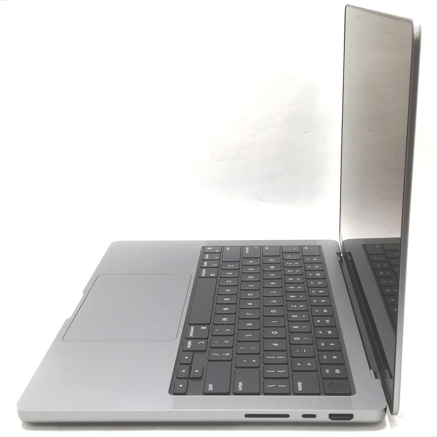 MacBook 中古 販売】MacBook Pro M1 Pro / 14インチ / 2021 / 16GB