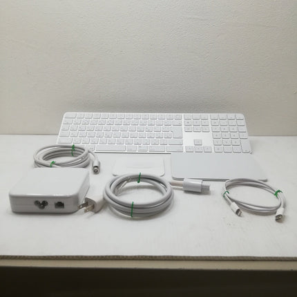 iMac 24-inch, 2023, Four ports / 24インチ / M3 8コアCPU10コアGPU 8GBメモリ 256GB SSD / 24GB / 1TB / シルバー / ランク:C / MQRJ3J/A / 【中古品管理番号:41122】