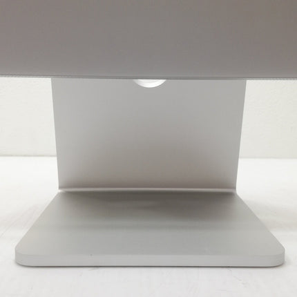 iMac 24-inch, 2023, Four ports / 24インチ / M3 8コアCPU10コアGPU 8GBメモリ 256GB SSD / 24GB / 1TB / シルバー / ランク:C / MQRJ3J/A / 【中古品管理番号:41122】