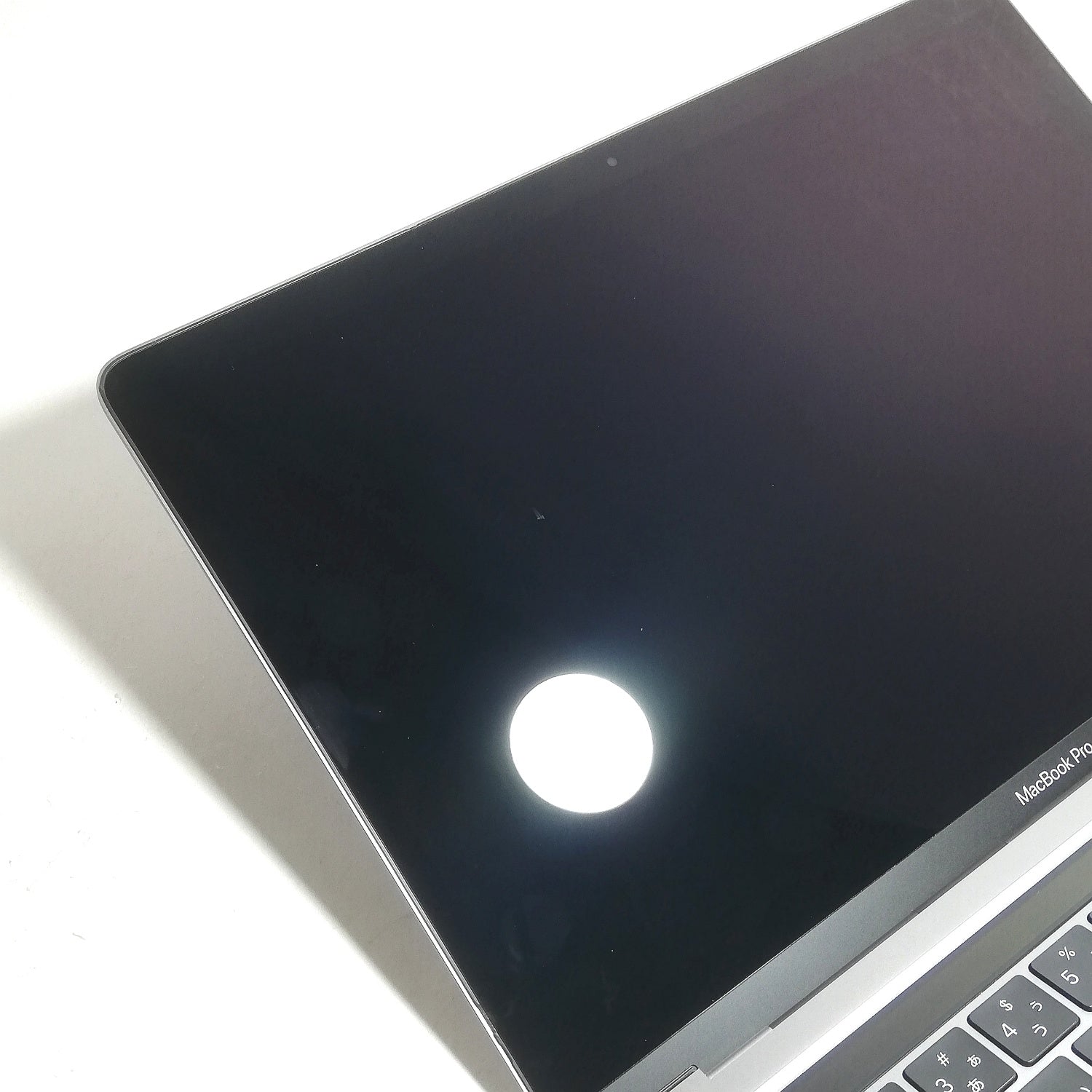 MacBook 中古 販売】MacBook Pro Touch Bar / 13インチ / 2020 / 8GB