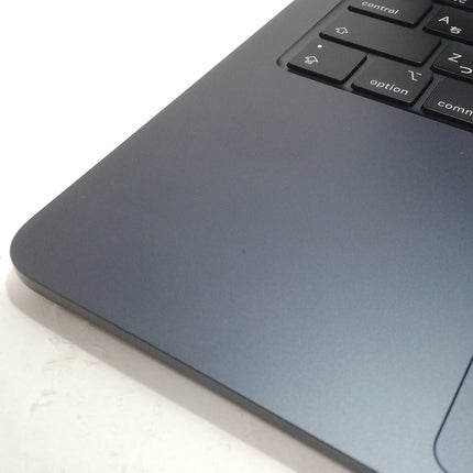 MacBook Air M2 / 13インチ / 2022 / 8GB / 256GB / ミッドナイト / ランク:A / MLY33J/A / A2681 【中古品管理番号:41148】