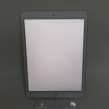 iPad 第7世代 Wi-Fi / 10.2インチ / 2019 / 32GB / シルバー / ランク:C / MW752J/A / A2197 【中古品管理番号:41154】
