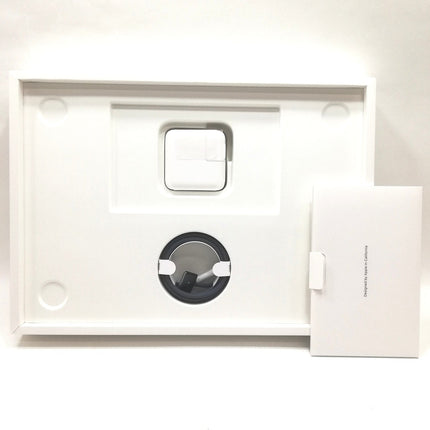MacBook Air M2 / 13インチ / 2022 / 16GB / 512GB / ミッドナイト / ランク:B / MLY33J/A / 【中古品管理番号:41161】