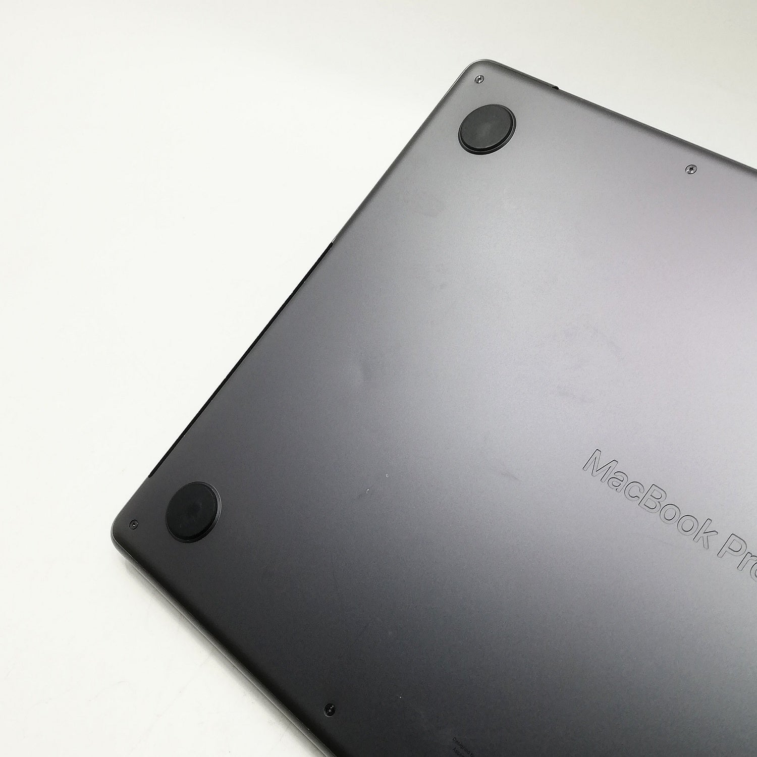 MacBook 中古 販売】MacBook Pro M3Pro / 14インチ / 2023 / 18GB