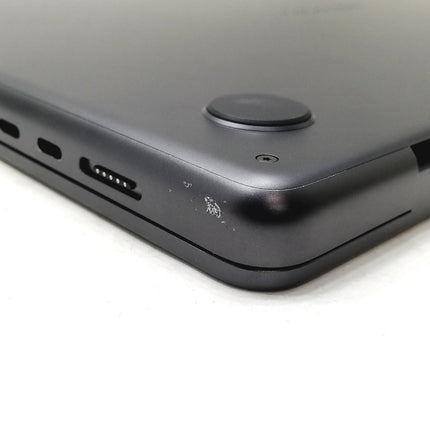 MacBook Pro M3Pro / 16インチ / 2023 / 18GB / 512GB / スペースブラック / ランク:B / MRW13J/A / 【中古品管理番号:41177】