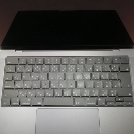 MacBook Pro M3Pro / 14インチ / 2023 / 18GB / 512GB / スペースブラック / ランク:C / MRX33J/A / 【中古品管理番号:41180】