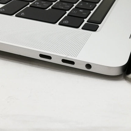 【週末限定特価】MacBook Pro Touch Bar / 16インチ / 2019 / 16GB / 1TB / シルバー / ランク:C / MVVM2J/A / 【中古品管理番号:41221】