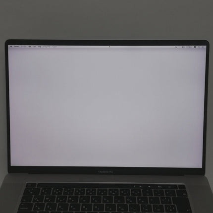 【週末限定特価】MacBook Pro Touch Bar / 16インチ / 2019 / 16GB / 1TB / シルバー / ランク:C / MVVM2J/A / 【中古品管理番号:41221】