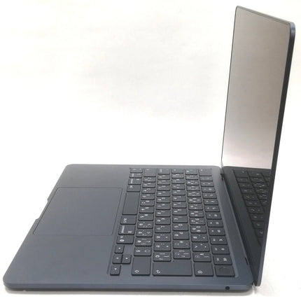 MacBook Air M4 / 13インチ / 2025 / 16GB / 256GB / ミッドナイト / ランク:A / MW123J/A / 【中古品管理番号:41249】