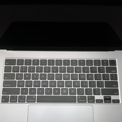 MacBook Air M3 / 15インチ / 2024 / 16GB / 512GB / スペースグレイ / ランク:C / MXD13J/A / 【中古品管理番号:41263】