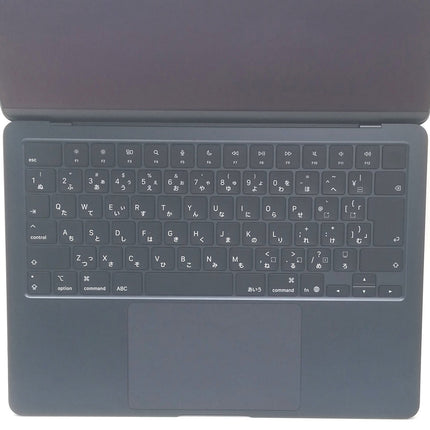 MacBook Air M4 / 13インチ / 2025 / 16GB / 256GB / ミッドナイト / ランク:B / MW123J/A / 【中古品管理番号:41295】