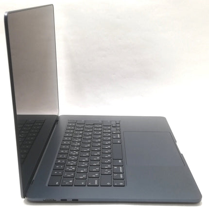 MacBook Air M3 / 15インチ / 2024 / 24GB / 512GB / ミッドナイト / ランク:A / MC9L4J/A / 【中古品管理番号:41300】