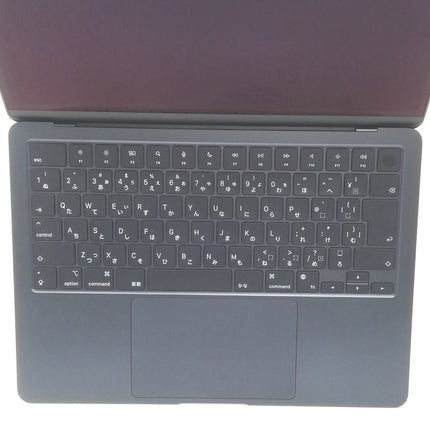 MacBook Air M2 / 13インチ / 2022 / 8GB / 256GB / ミッドナイト / ランク:B / MLY33J/A / 【中古品管理番号:41313】