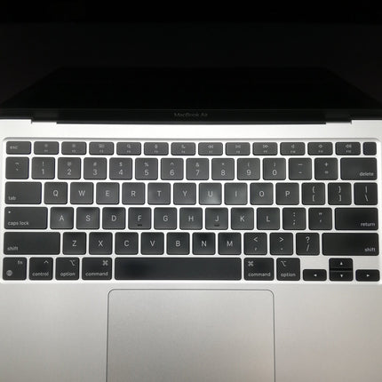 MacBook Air M1 / 13インチ / Mid2020 / 16GB / 512GB / シルバー / ランク:B / MGNA3J/A / 【中古品管理番号:41315】