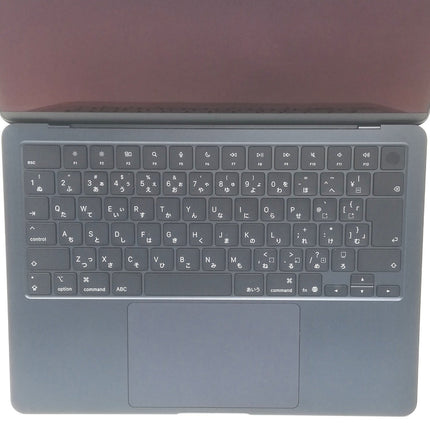 MacBook Air M4 / 13インチ / 2025 / 16GB / 256GB / ミッドナイト / ランク:B / MW123J/A / 【中古品管理番号:41316】