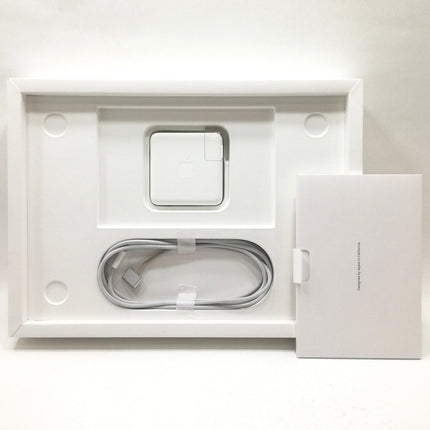MacBook Pro M1 Pro / 14インチ / 2021 / 16GB / 512GB / シルバー / ランク:C / MKGR3J/A / 【中古品管理番号:41320】