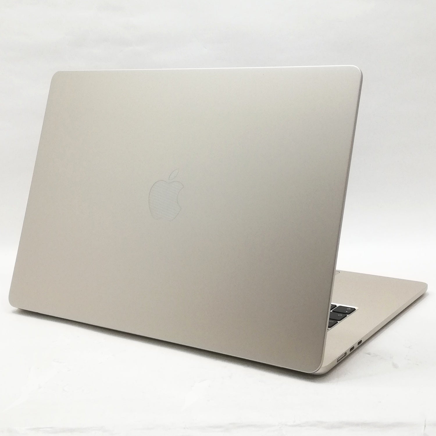 MacBook 中古 販売】MacBook Air M2 / 15インチ / 2023 / 8GB / 256GB