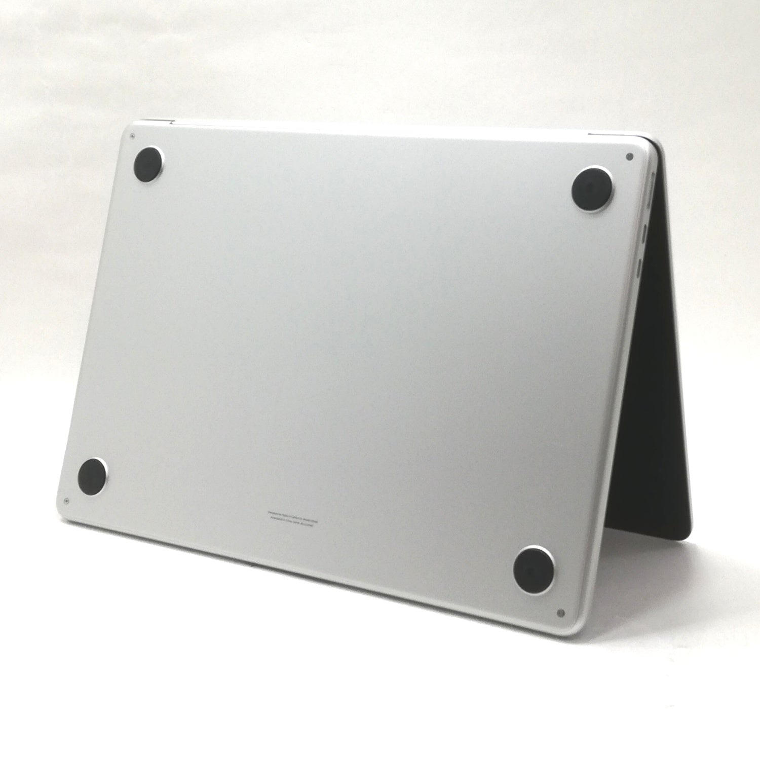 MacBook 中古 販売】MacBook Air M4 / 13インチ / 2025 / 16GB / 256GB