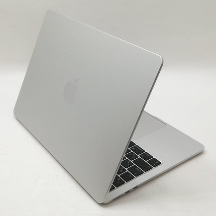 MacBook Air M2 / 13インチ / 2022 / 8GB / 512GB / シルバー / ランク:A / MLY03J/A / 【中古品管理番号:41346】
