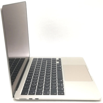 MacBook Air M2 / 13インチ / 2022 / 8GB / 256GB / スターライト / ランク:A / MLY13J/A / 【中古品管理番号:41354】