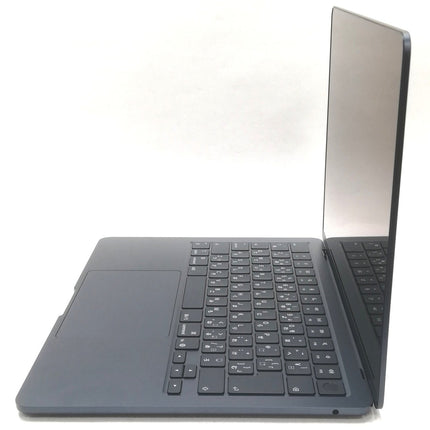MacBook Air M4 / 13インチ / 2025 / 16GB / 256GB / ミッドナイト / ランク:A / MW123J/A / 【中古品管理番号:41355】