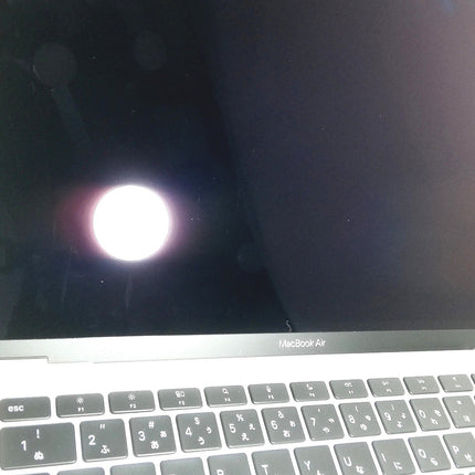 MacBook Air M1 / 13インチ / Mid2020 / 8GB / 256GB / シルバー / ランク:B / MGN93J/A / 【中古品管理番号:41360】