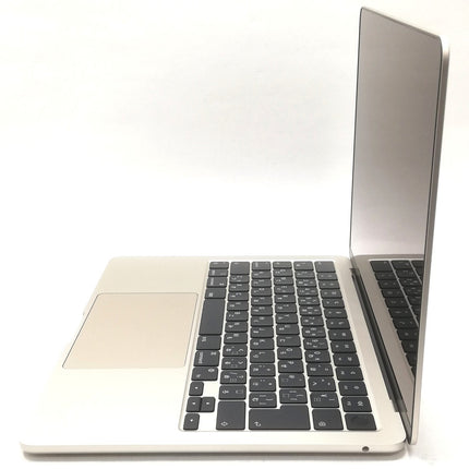MacBook Air M2 / 13インチ / 2022(2024) / 16GB / 256GB / スターライト / ランク:B / MC7W4J/A / 【中古品管理番号:41365】