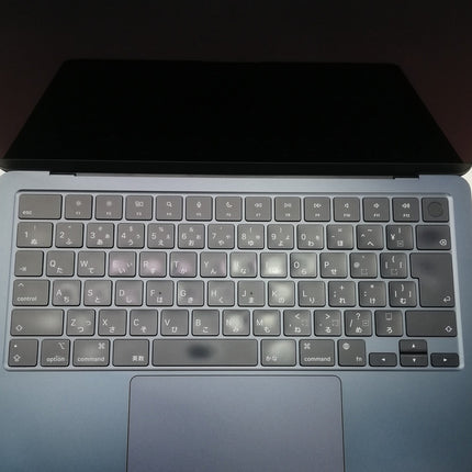MacBook Air M2 / 13インチ / 2022 / 8GB / 256GB / ミッドナイト / ランク:C / MLY33J/A / A2681 【中古品管理番号:41366】