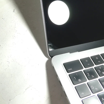 MacBook Air M2 / 13インチ / 2022 / 8GB / 512GB / シルバー / ランク:D / MLY03J/A / 【中古品管理番号:41376】