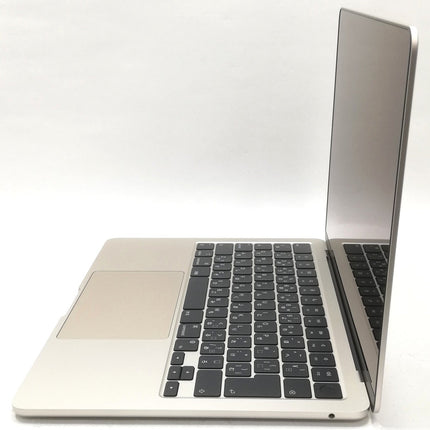 MacBook Air M2 / 13インチ / 2022 / 8GB / 256GB / スターライト / ランク:B / MLY13J/A / A2681 【中古品管理番号:41419】
