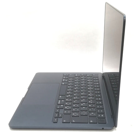 MacBook Air M2 / 13インチ / 2022 / 8GB / 256GB / ミッドナイト / ランク:A / MLY33J/A / 【中古品管理番号:41424】